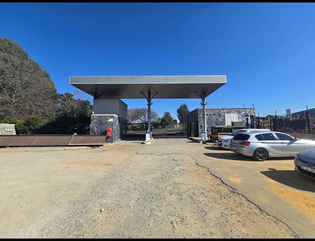 7,000M² WAREHOUSE TO LET IN ANDERBOLT